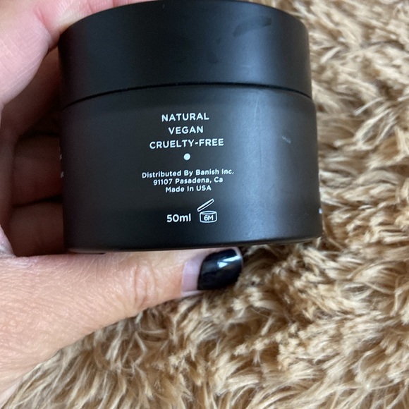 Banish vitamin c cream - Picture 3 of 4